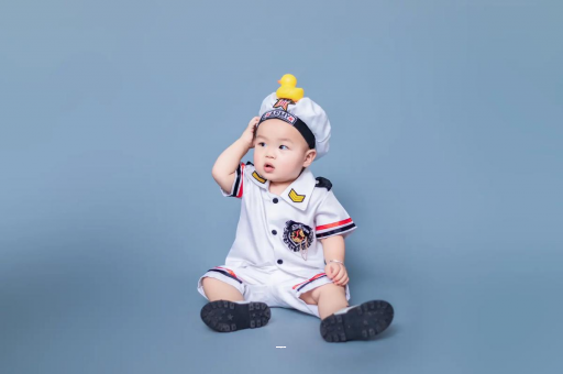 长治宝宝老摇头怎么回事