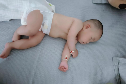 长治孕妇显怀早的原因